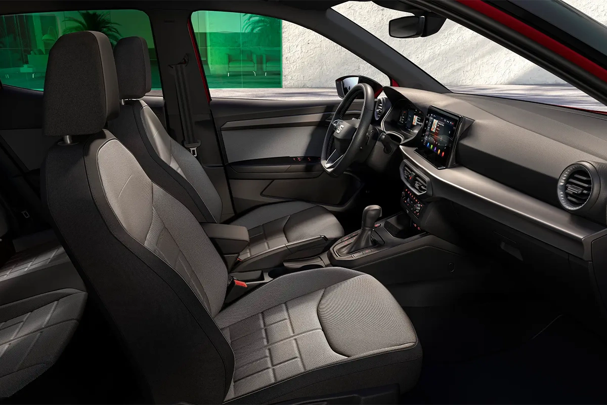 SEAT Arona Cockpit