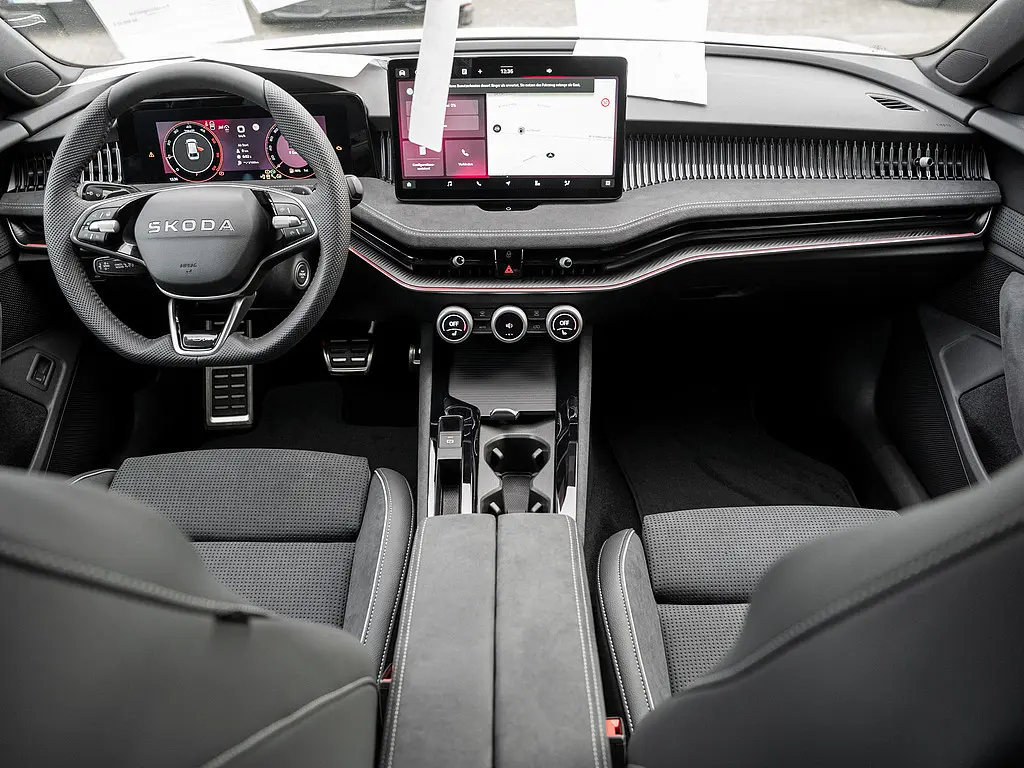 Skoda Superb Combi Cockpit