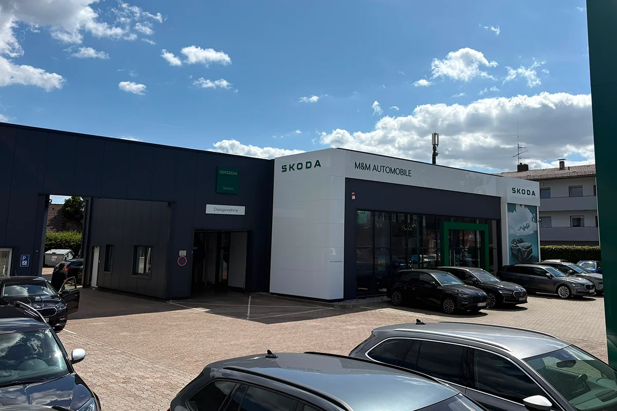 Eingang Autohaus M&M Automobile Celle